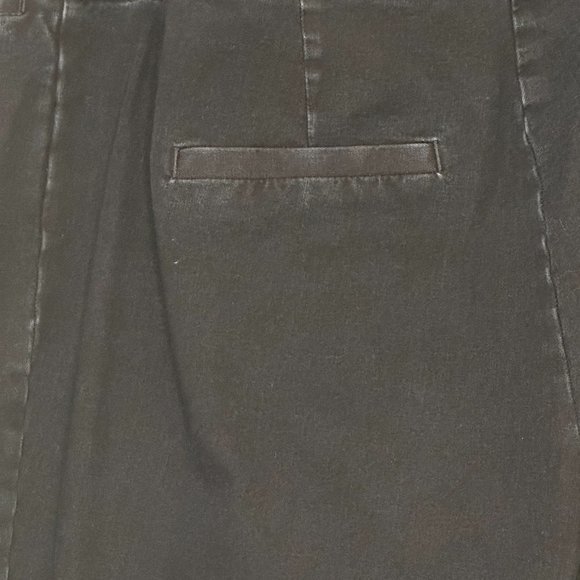 Isaac Mizrahi Live! Regular‎ 24/7 Denim Boot Cut Fly Front Jeans Black 12k - Picture 6 of 7